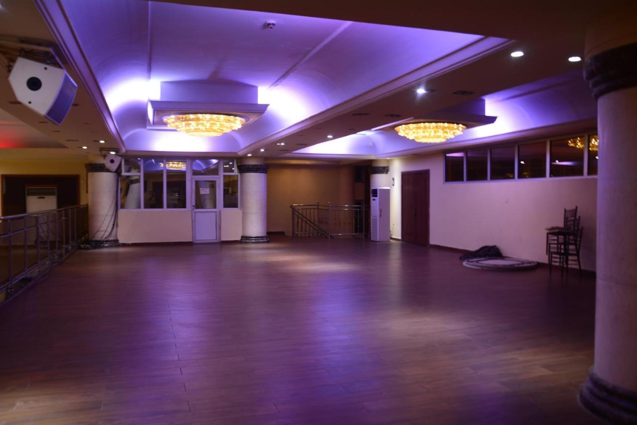 Caesar'S Luxury Hotel Lekki Exterior photo